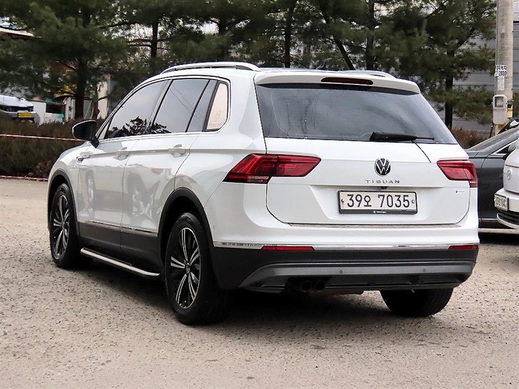 폭스바겐 티구안(2세대) 2.0 TDI 프레스티지 - 이미지 17