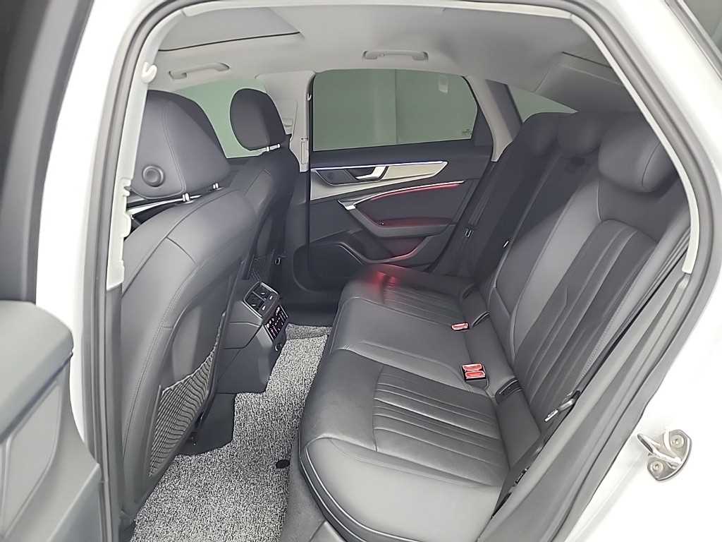 아우디 A6(5세대) 45 TFSI 콰트로 - 이미지 9