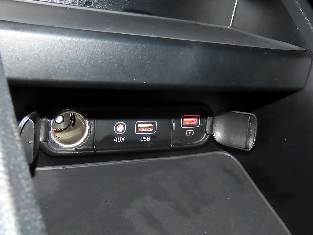 기아 올 뉴K3 1.6 가솔린 스탠다드 LED팩 - 이미지 11