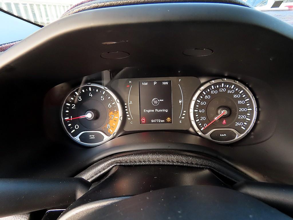 지프 레니게이드 2.4 가솔린 론지튜드 - 이미지 6