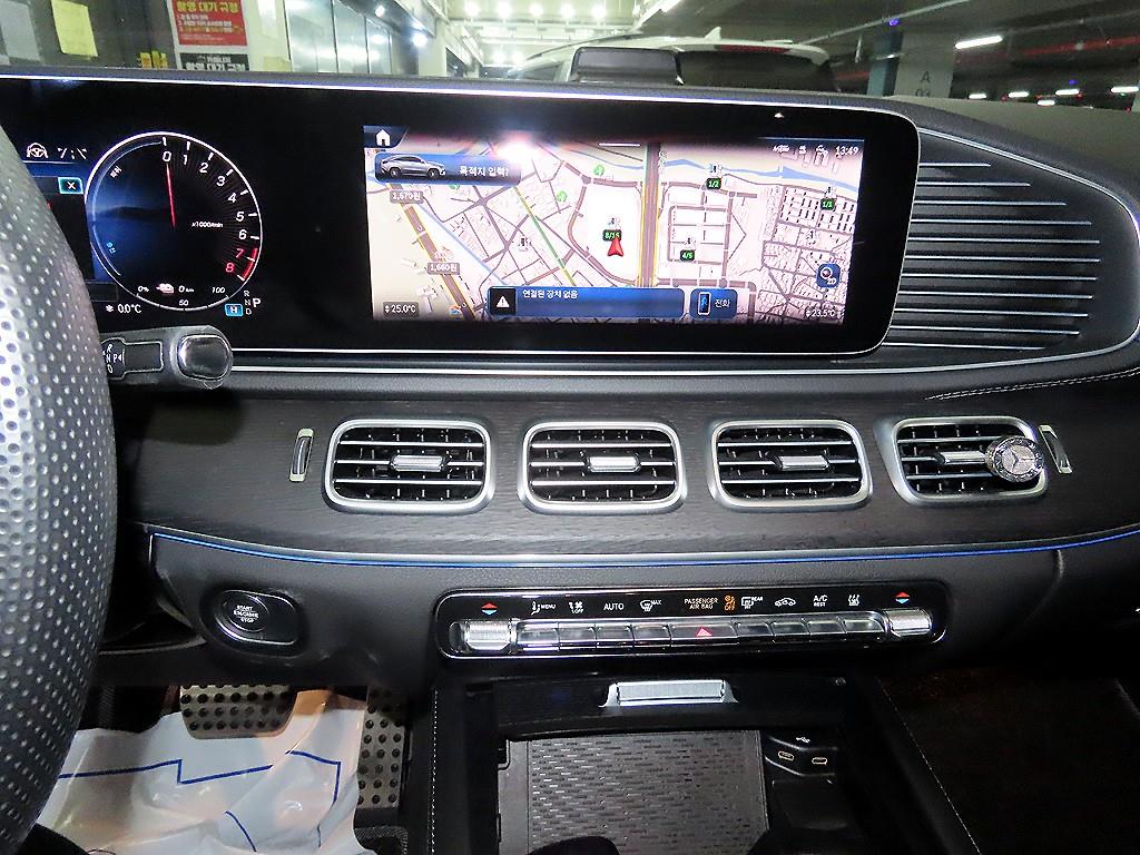 벤츠 GLE클래스(4세대) GLE 400e 4매틱 쿠페 - 이미지 5