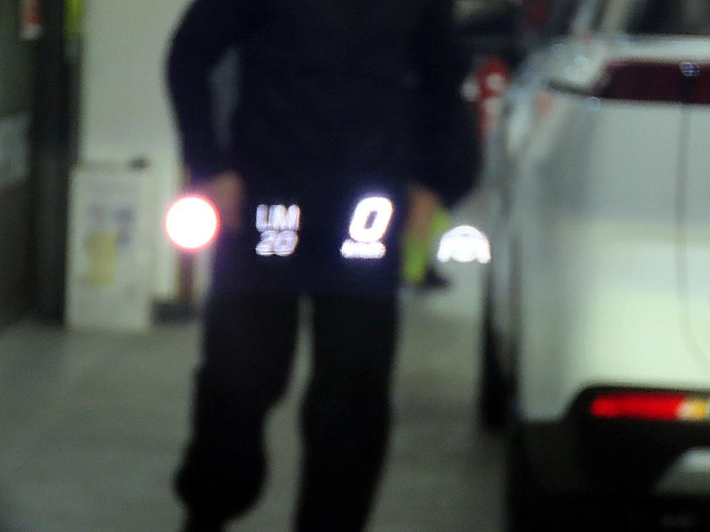 벤츠 GLE클래스(4세대) GLE 400e 4매틱 쿠페 - 이미지 17