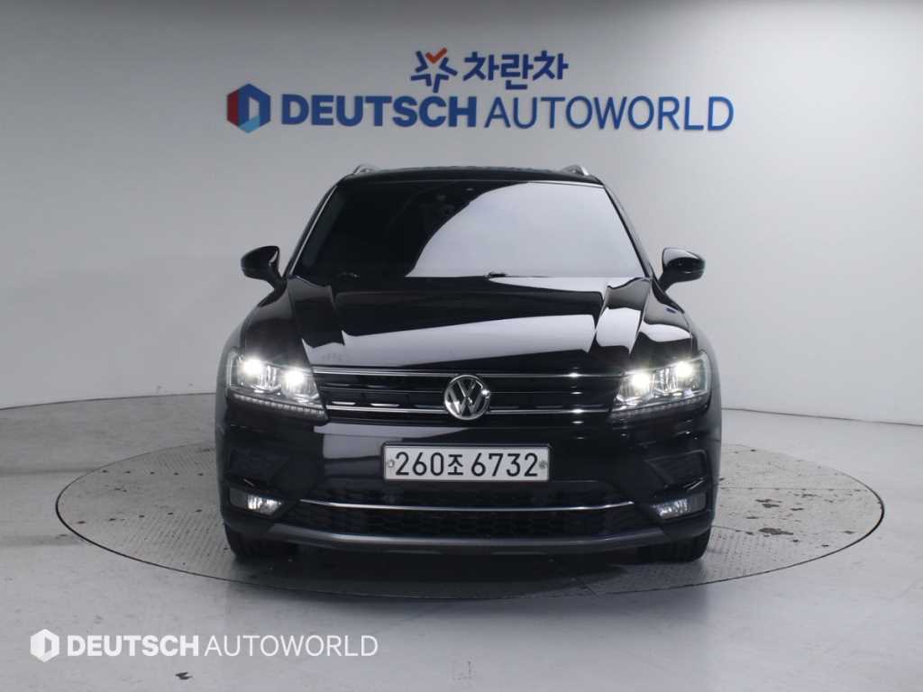 폭스바겐 티구안(2세대) 2.0 TDI 프리미엄 - 이미지 9