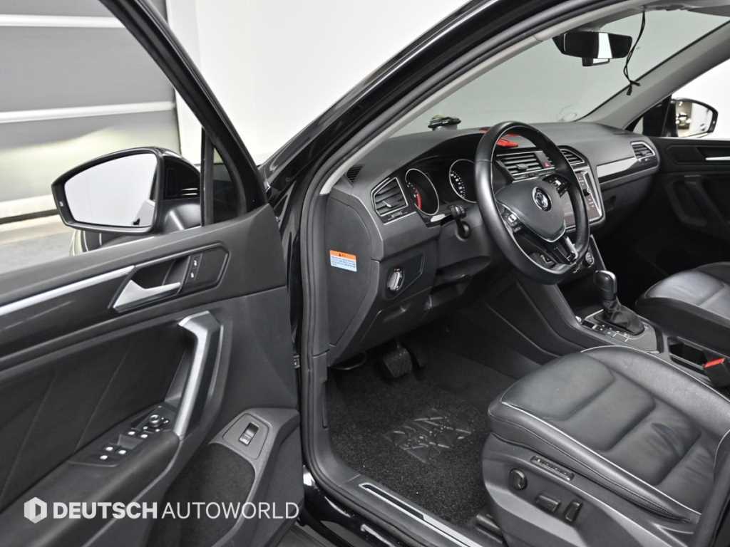 폭스바겐 티구안(2세대) 2.0 TDI 프리미엄 - 이미지 18