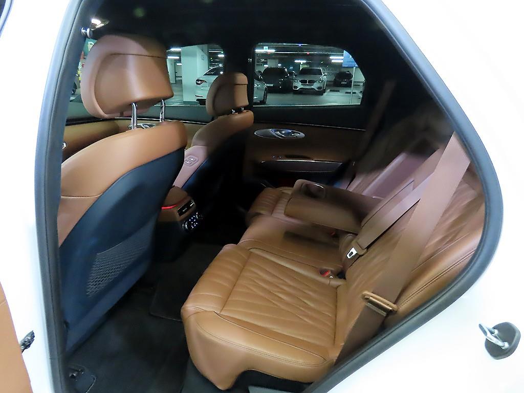 제네시스 GV70 2.5T AWD 기본형 - 이미지 4