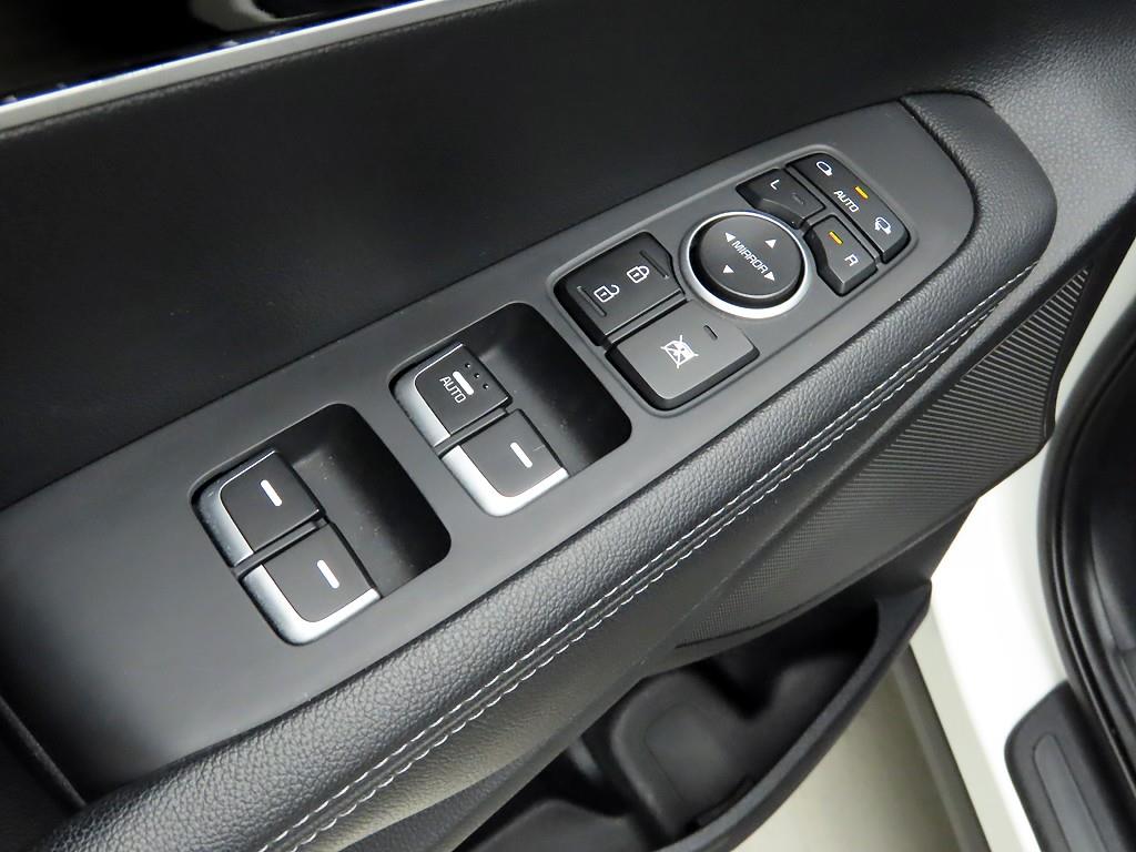 기아 더 뉴쏘렌토 디젤 R2.0 2WD 프레스티지 - 이미지 2