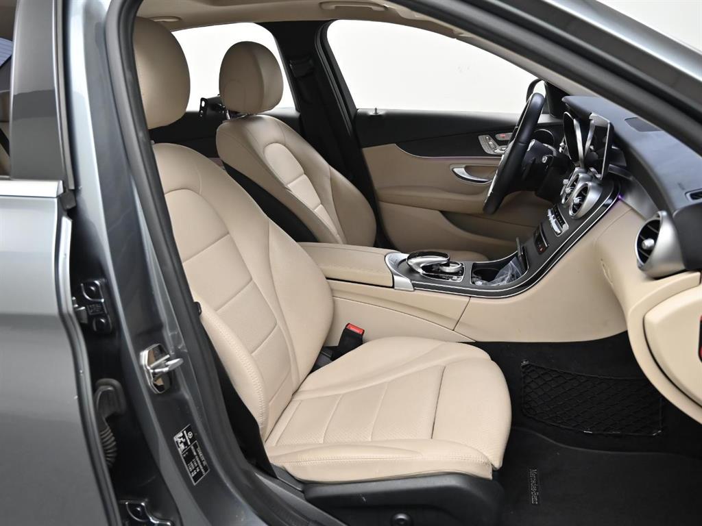 벤츠 C클래스(4세대) C220 d 아방가르드 - 이미지 2