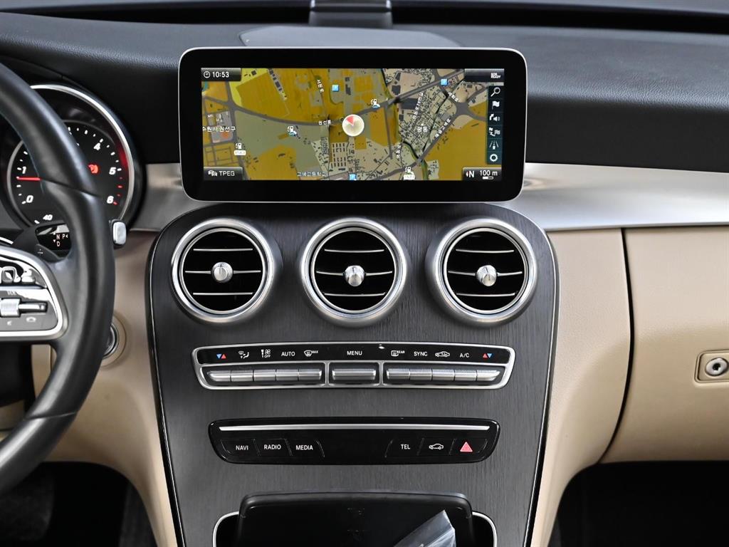 벤츠 C클래스(4세대) C220 d 아방가르드 - 이미지 11