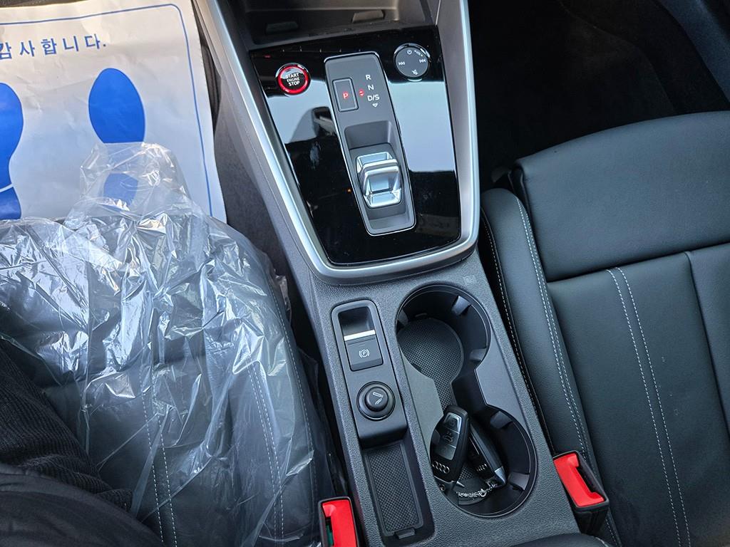 아우디 S3(4세대) 2.0 TFSI 콰트로 - 이미지 6