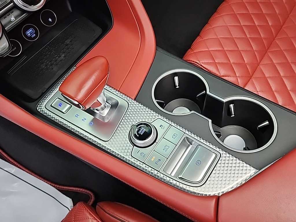 제네시스 더 뉴G70 가솔린 3.3T 2WD 스포츠 패키지 - 이미지 17