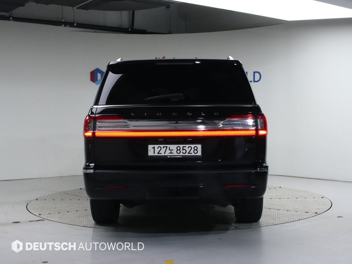 링컨 네비게이터(4세대) 3.5 V6 AWD - 이미지 3