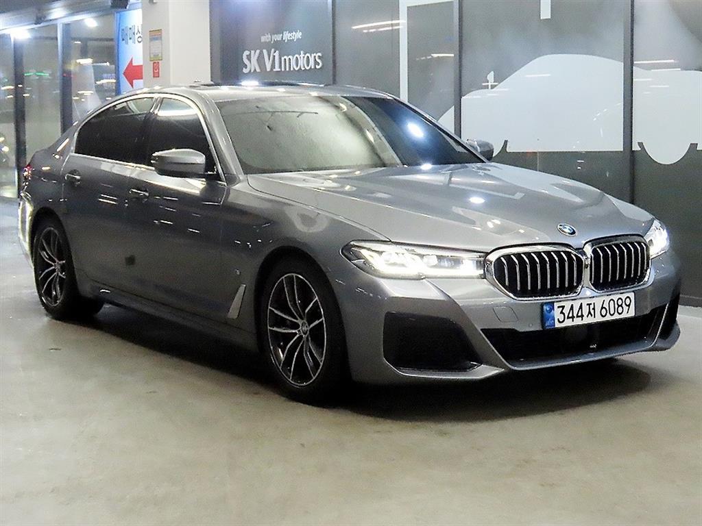 BMW 5시리즈(7세대) 520i M 스포츠팩 - 이미지 11