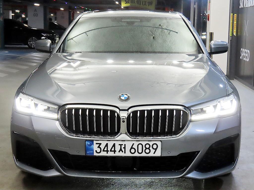 BMW 5시리즈(7세대) 520i M 스포츠팩 - 이미지 15