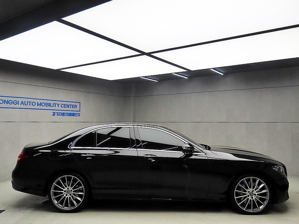 벤츠 E클래스(5세대) E350 4매틱 AMG 라인 - 이미지 14