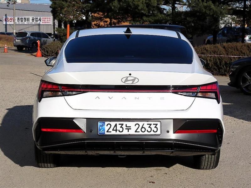 현대 더 뉴아반떼(CN7) 가솔린 1.6 인스퍼레이션 - 이미지 10