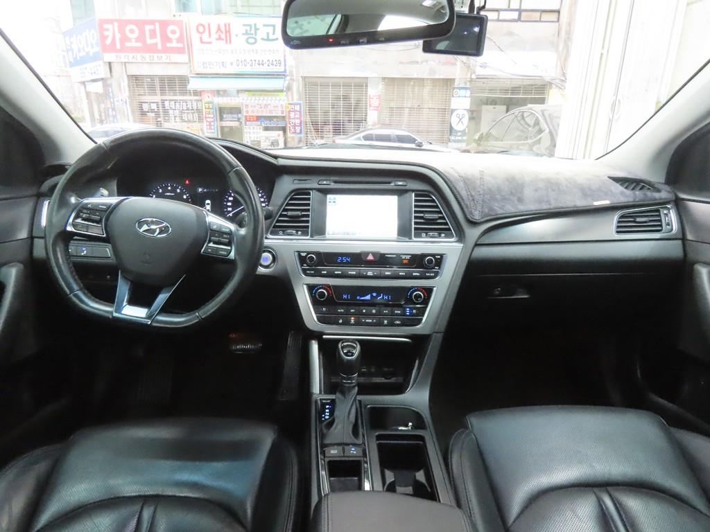 현대 LF쏘나타 1.6 터보 스마트 스페셜 - 이미지 13
