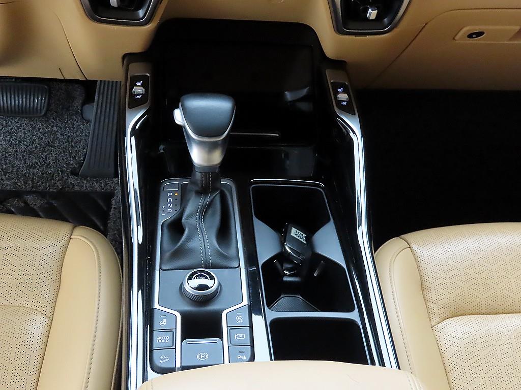 기아 신형쏘렌토(MQ4) 2.2 디젤 2WD 프레스티지 - 이미지 7