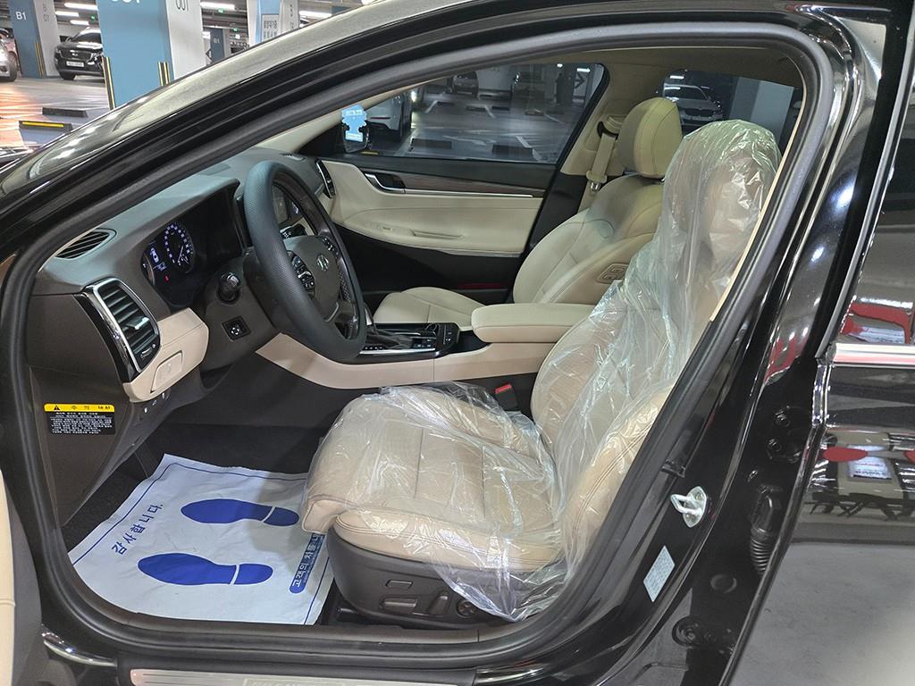 현대 그랜저IG 2.4 GDi 프리미엄 스페셜 - 이미지 7