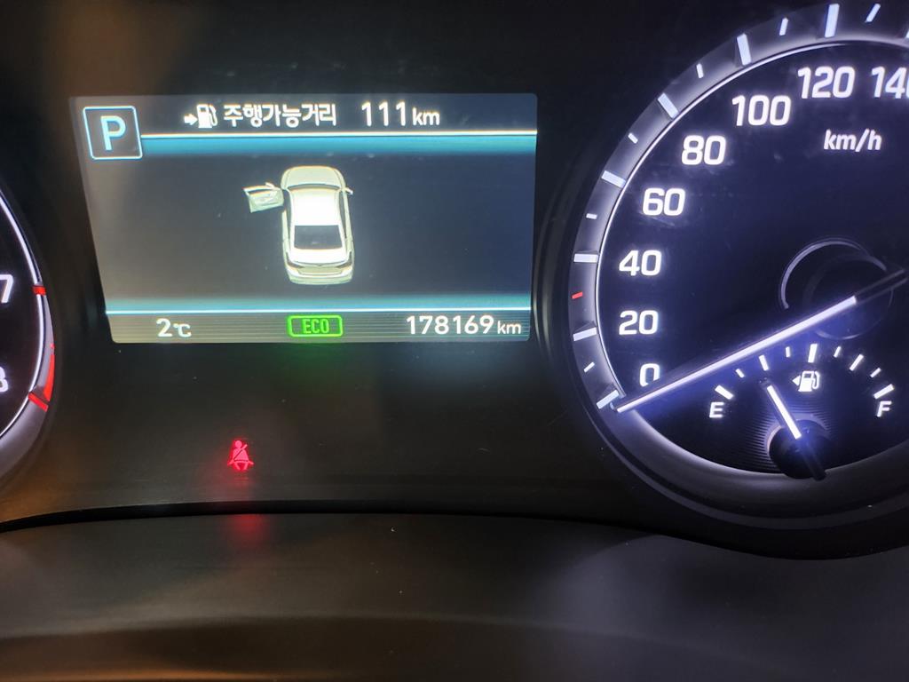 제네시스 G80 3.3 GDi AWD 럭셔리 - 이미지 15