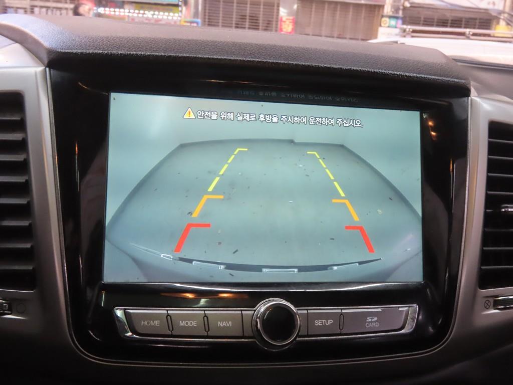 KG모빌리티(쌍용) 렉스턴 스포츠 2.2 4WD 프레스티지 - 이미지 17