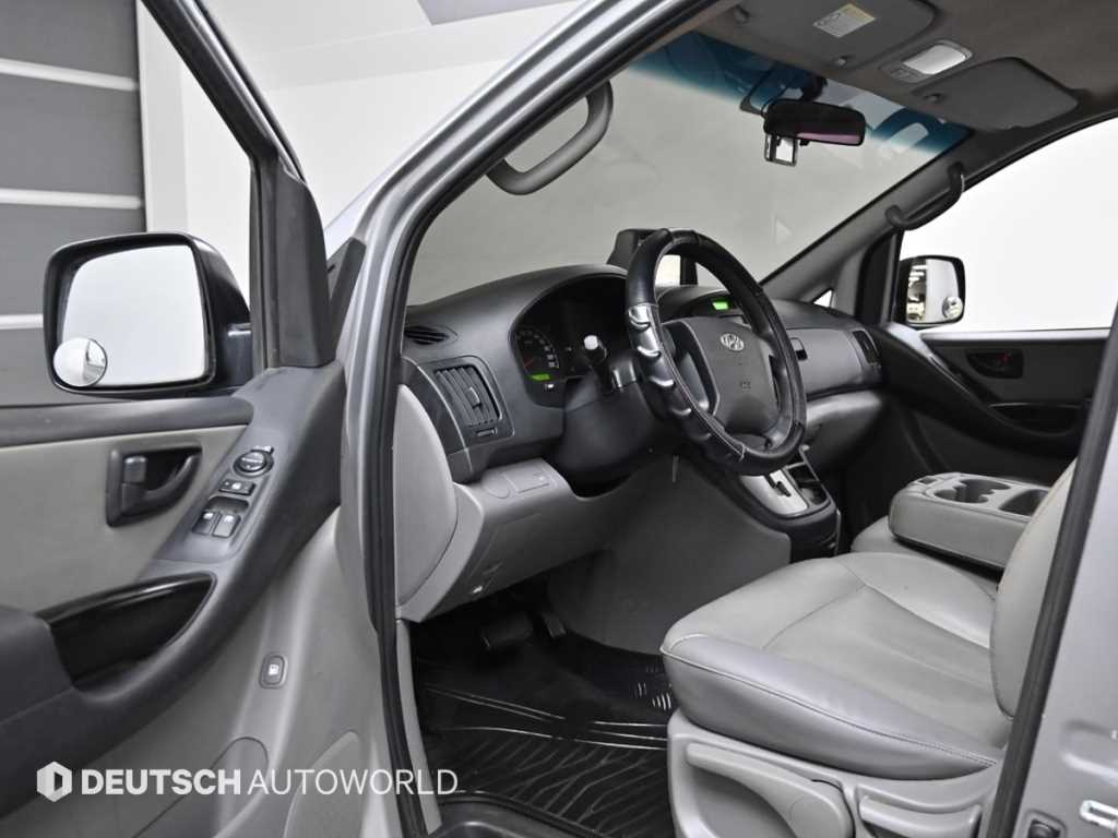 현대 그랜드스타렉스 12인승 디젤 CVX 디럭스 - 이미지 6