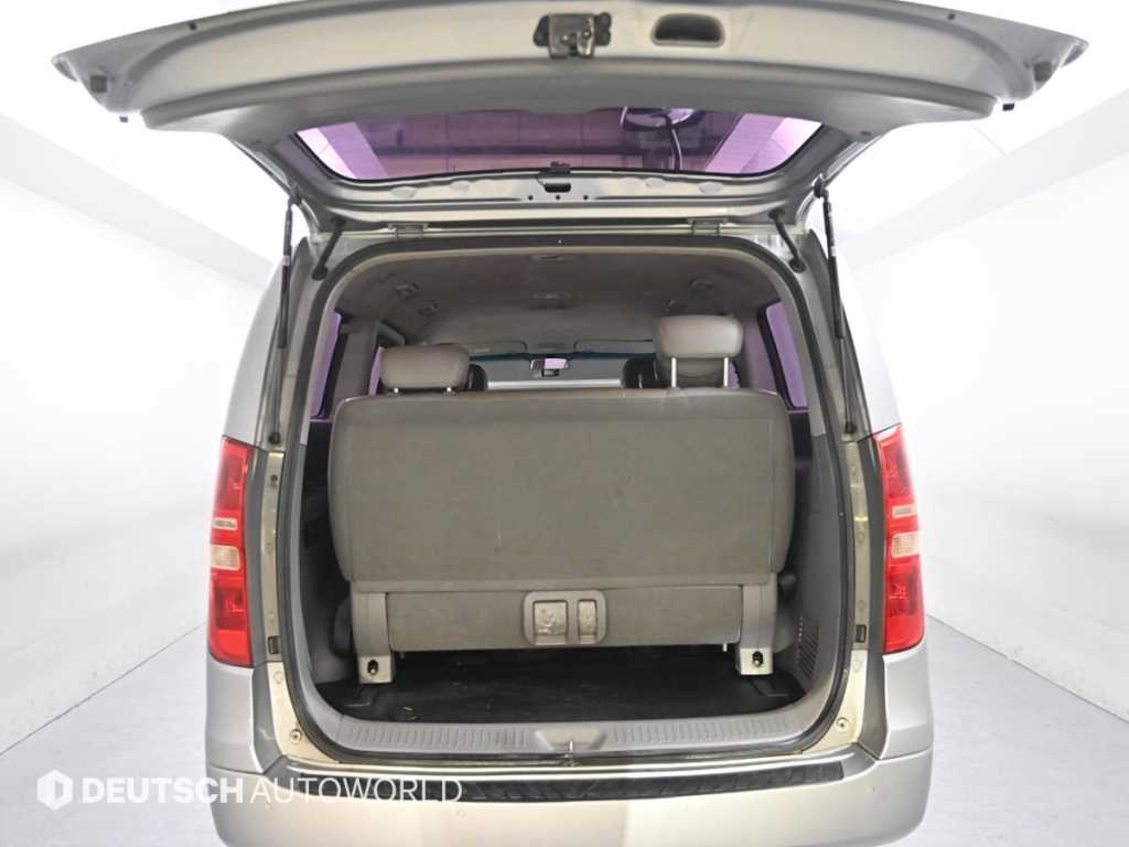 현대 그랜드스타렉스 12인승 디젤 CVX 디럭스 - 이미지 12