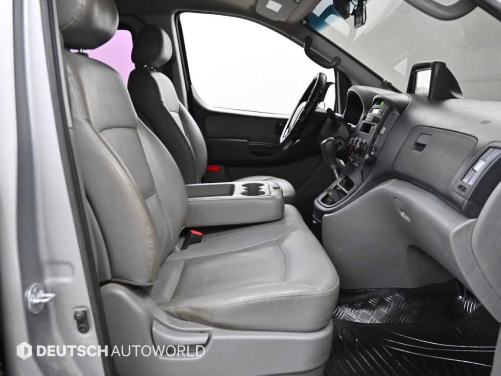 현대 그랜드스타렉스 12인승 디젤 CVX 디럭스 - 이미지 14