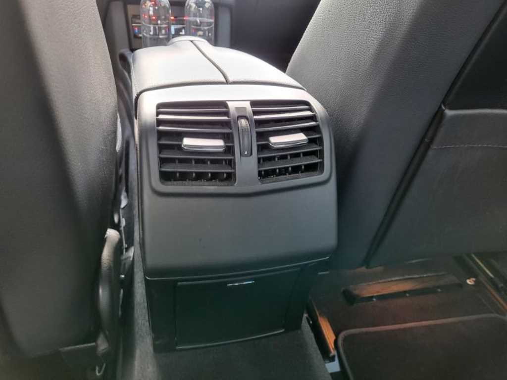 벤츠 E클래스(4세대) E300 엘레강스 - 이미지 17