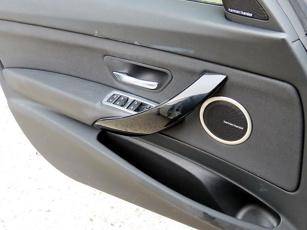 BMW 그란투리스모(GT) 3시리즈 GT 320d - 이미지 16