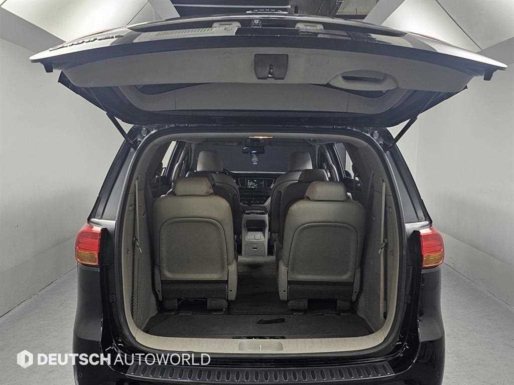 기아 올 뉴카니발 9인승 디젤 프레스티지 - 이미지 3