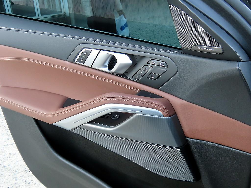 BMW X6(3세대) 30d xDrive M 스포츠팩 - 이미지 5