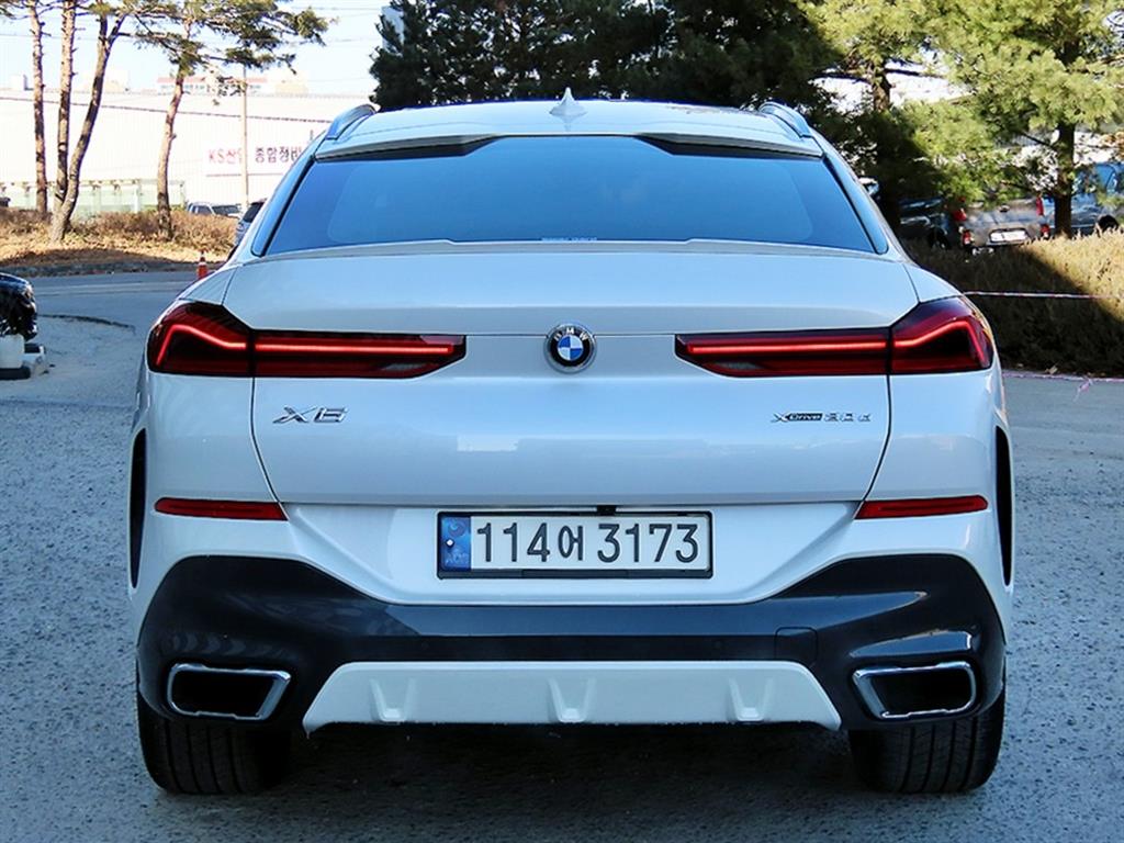 BMW X6(3세대) 30d xDrive M 스포츠팩 - 이미지 16