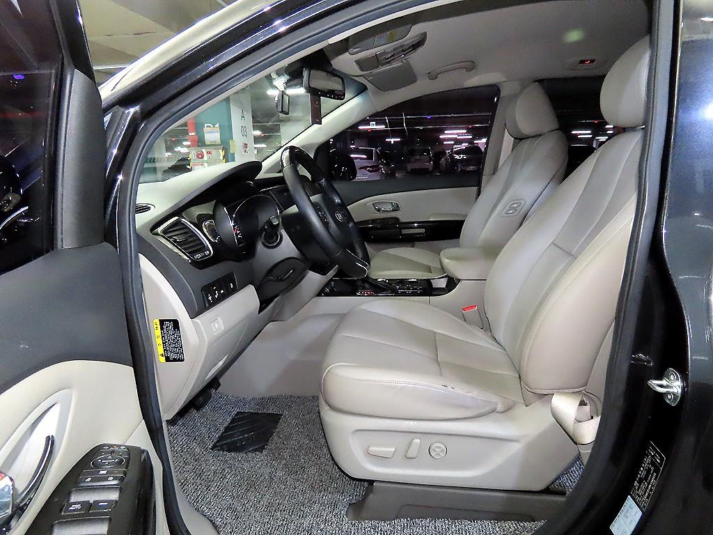 기아 더 뉴카니발 9인승 디젤 노블레스 - 이미지 6