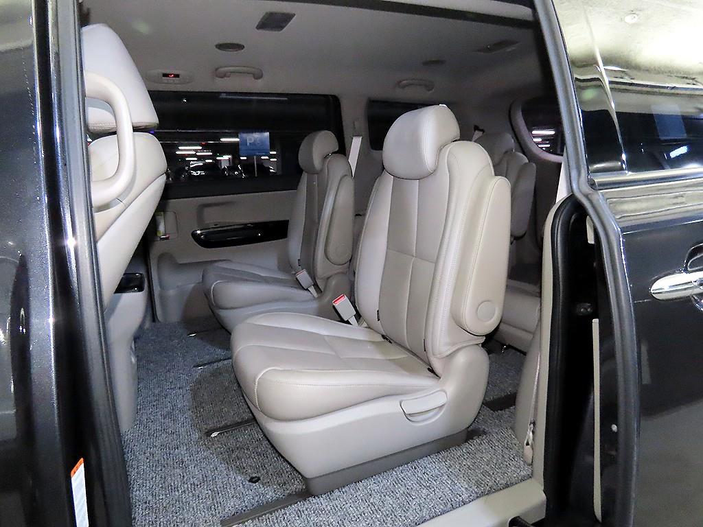 기아 더 뉴카니발 9인승 디젤 노블레스 - 이미지 9