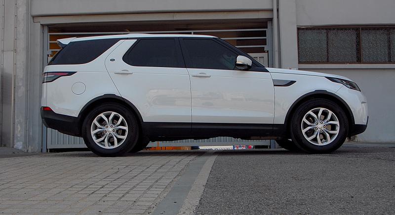 랜드로버 디스커버리5 2.0 SD4 SE - 이미지 3