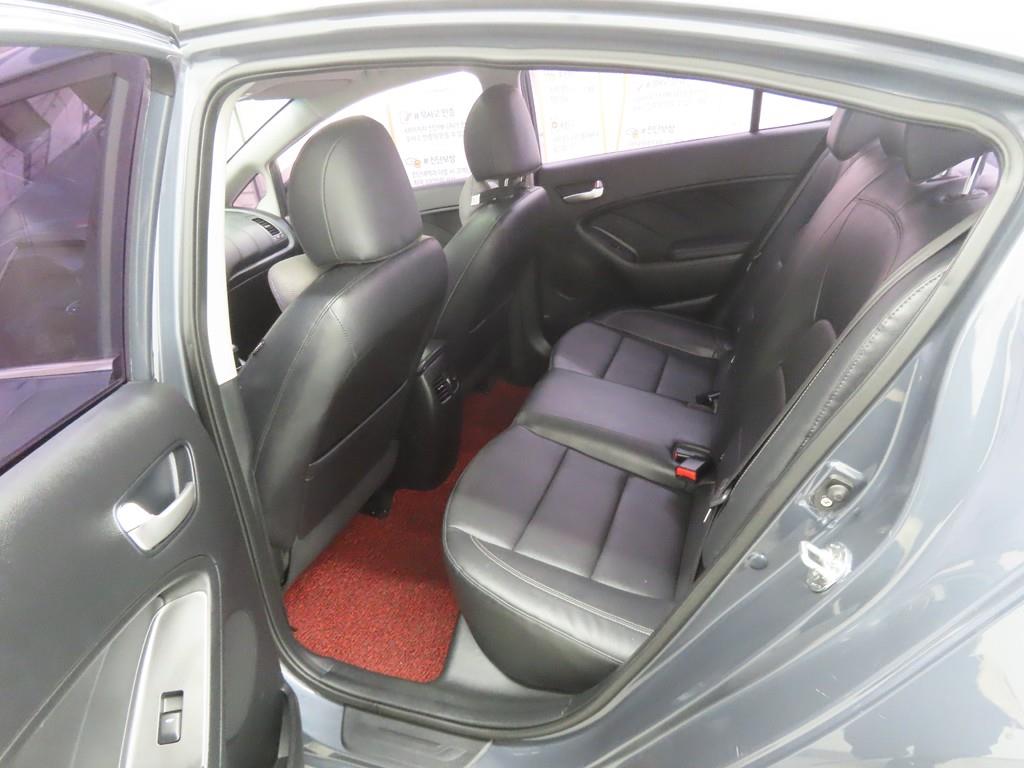 기아 K3 1.6 GDI 럭셔리 - 이미지 4