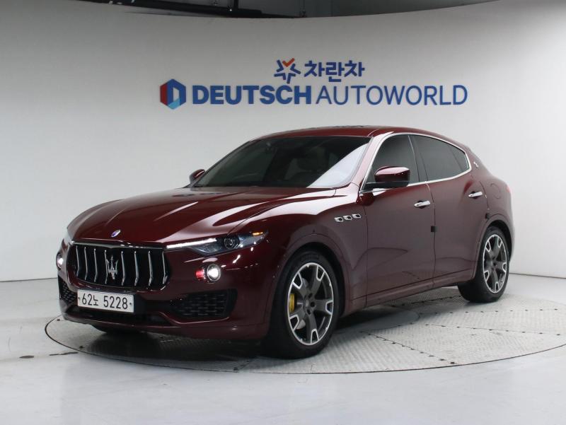 마세라티 르반떼 3.0 - 이미지 8