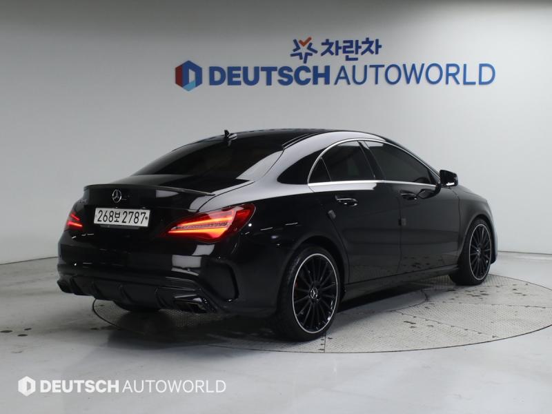 벤츠 CLA클래스 CLA250 4매틱 - 이미지 5