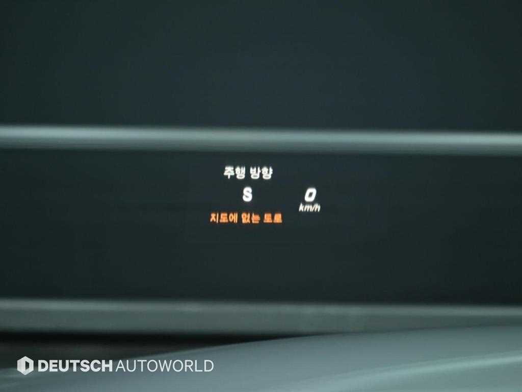 벤츠 C클래스(4세대) C200 쿠페 - 이미지 5