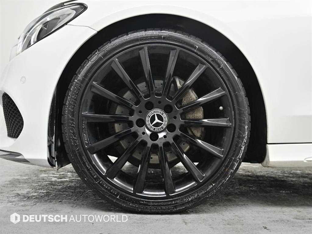 벤츠 C클래스(4세대) C200 쿠페 - 이미지 4