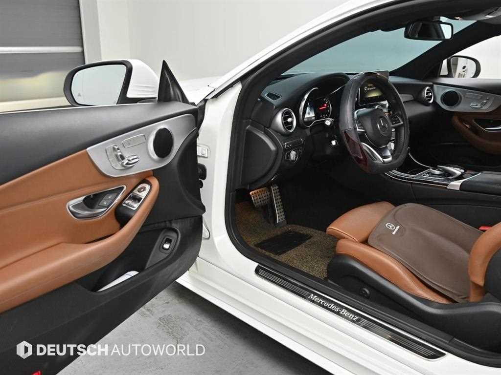 벤츠 C클래스(4세대) C200 쿠페 - 이미지 17