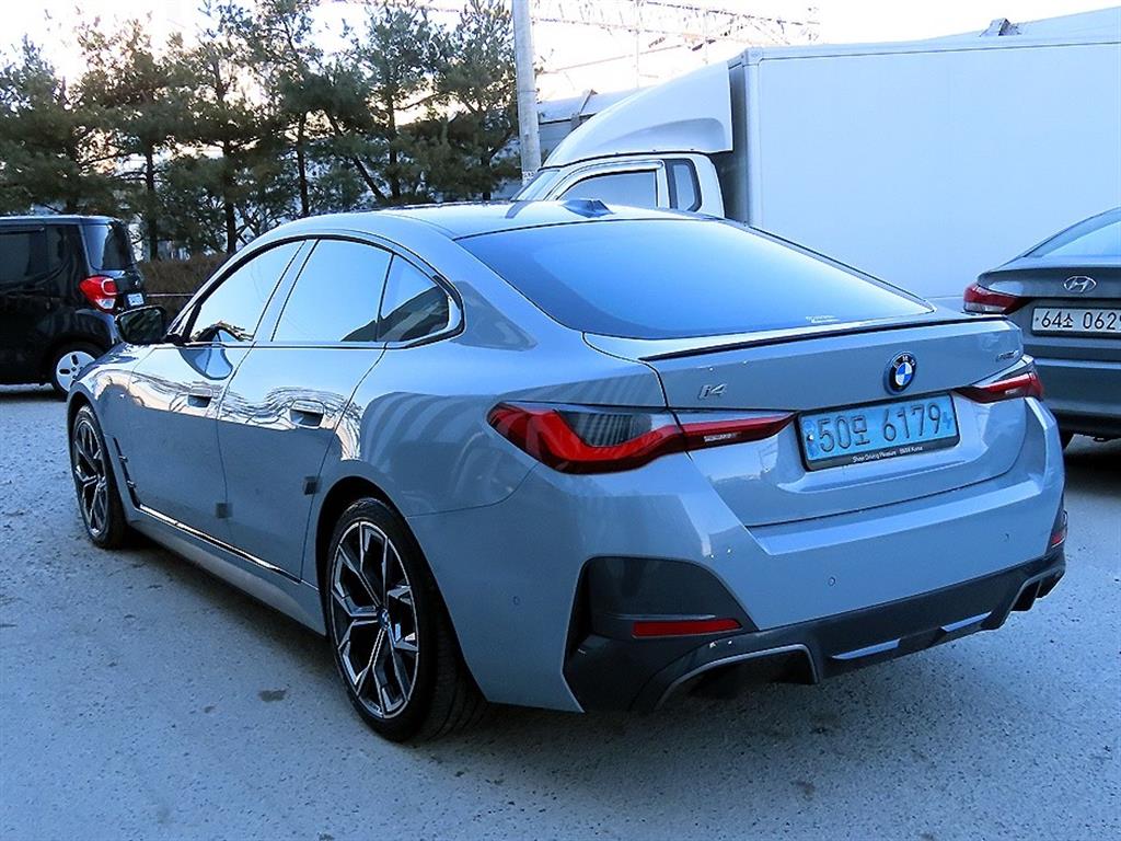 BMW i4 eDrive40 M 스포츠 프로 - 이미지 8