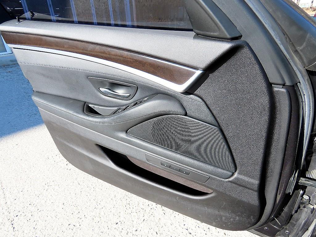 BMW 5시리즈(6세대) 528i - 이미지 8