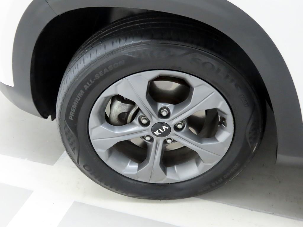 기아 셀토스 1.6 디젤 2WD 트렌디 - 이미지 17