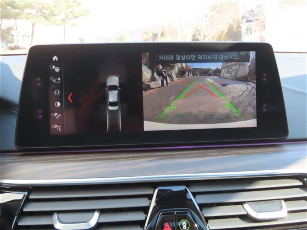 BMW 5시리즈(7세대) 530i xDrive 럭셔리 라인플러스