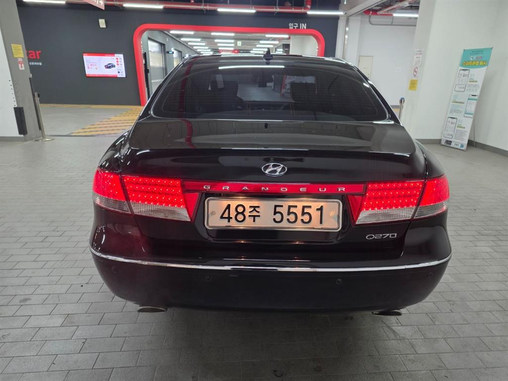 현대 그랜저 뉴 럭셔리 Q270 럭셔리 - 이미지 3