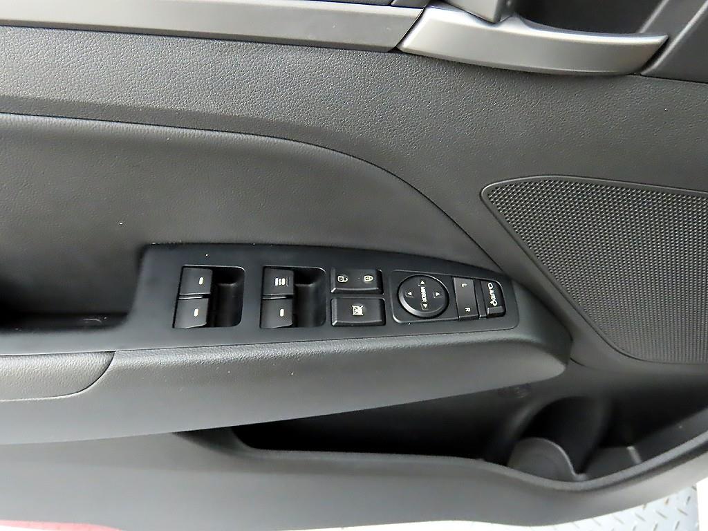 현대 아반떼AD 1.6 GDi 밸류 플러스 - 이미지 12