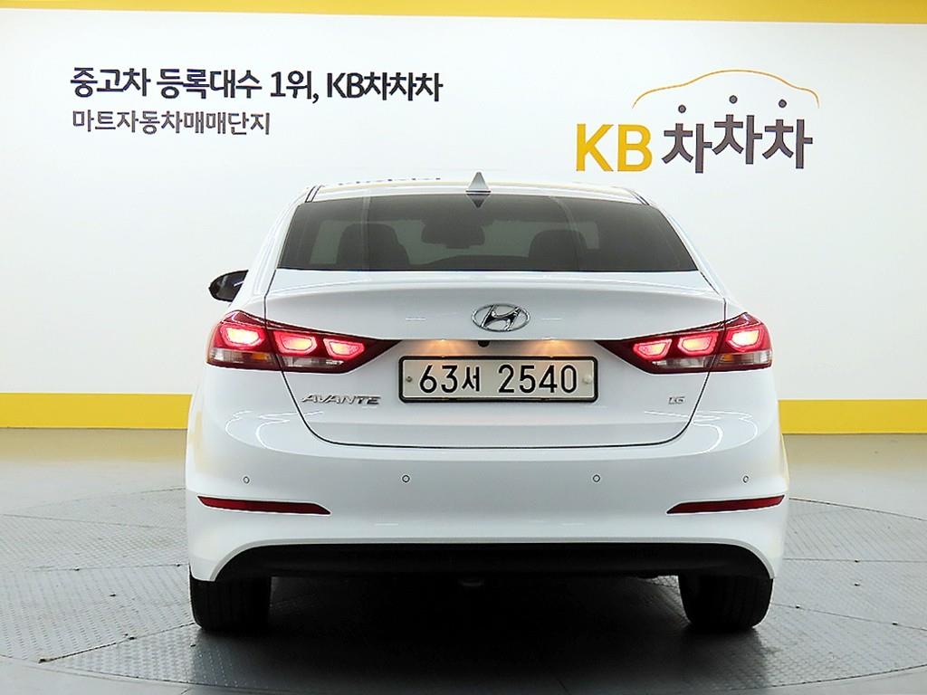 현대 아반떼AD 1.6 GDi 밸류 플러스 - 이미지 16