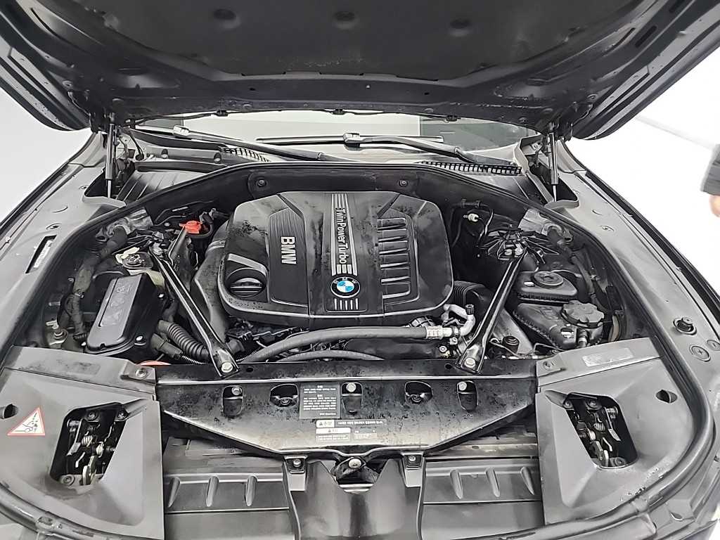 BMW 7시리즈(5세대) 740d xDrive - 이미지 4