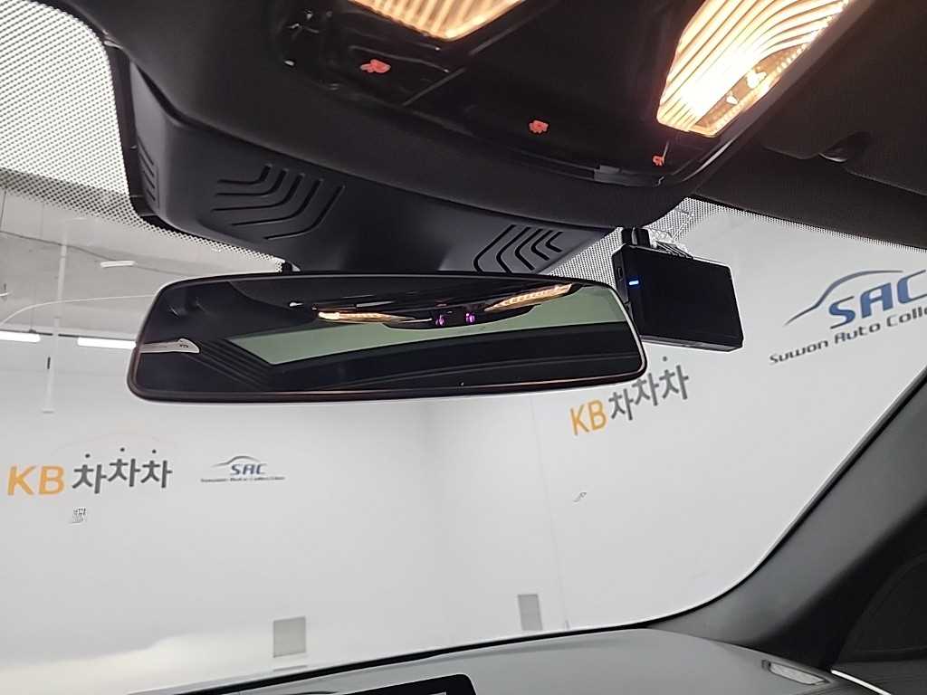 BMW 5시리즈(7세대) 530i xDrive M스포츠팩 플러스 - 이미지 2